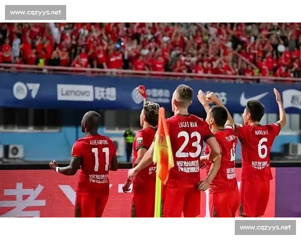 热血球迷齐聚一堂共话赛事激情与俱乐部荣耀